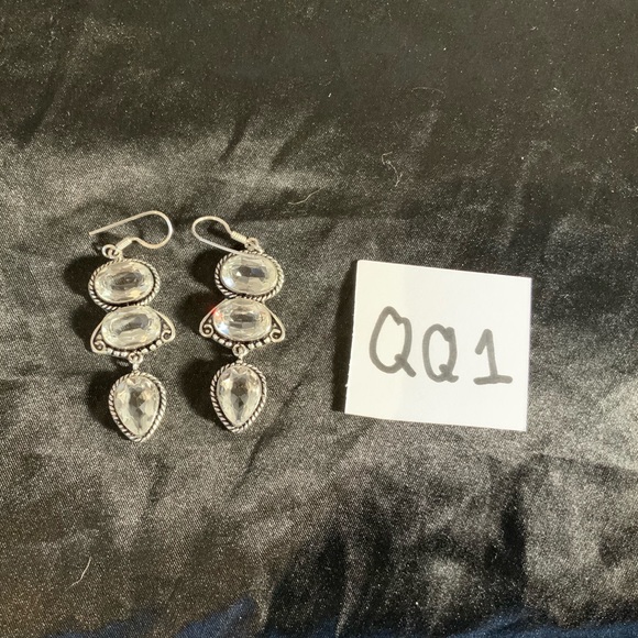 Sterling Silver & quartz 3 inches darling earrings - Picture 4 of 5